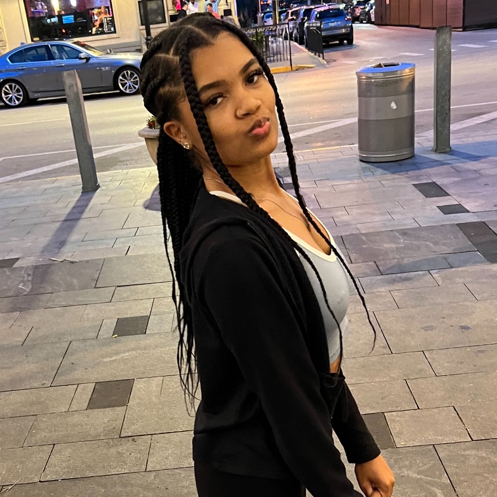 Meet your Posher, Taleya